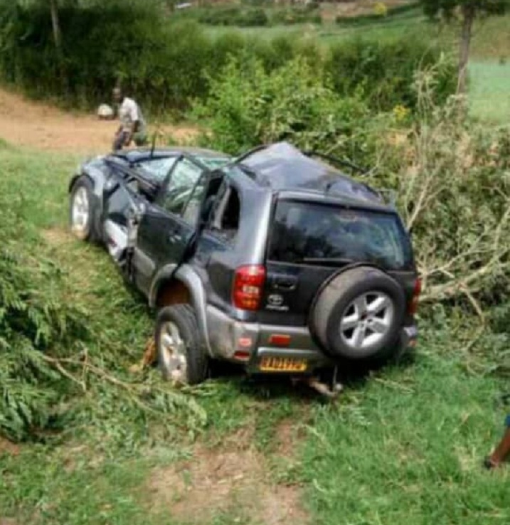 Iyi niyo modoka yahitanye ubuzima bwa Lt Muhwezi