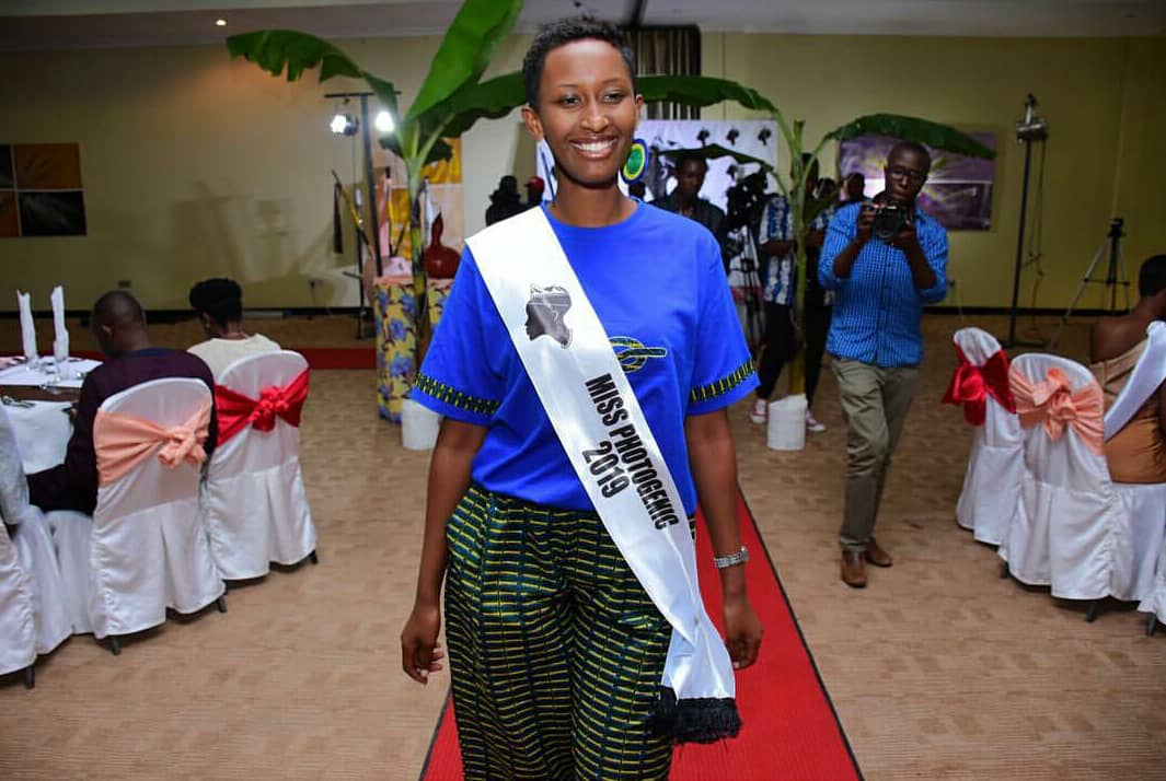 Uyu niwe wahize abandi mu kuberwa n'amafoto