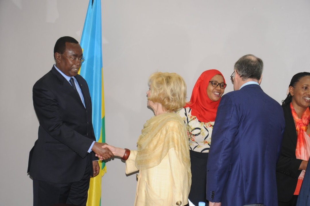 Perezida wa Senat yakira iri tsinda ryaherukaga mu Rwanda mu myaka 19 ishize