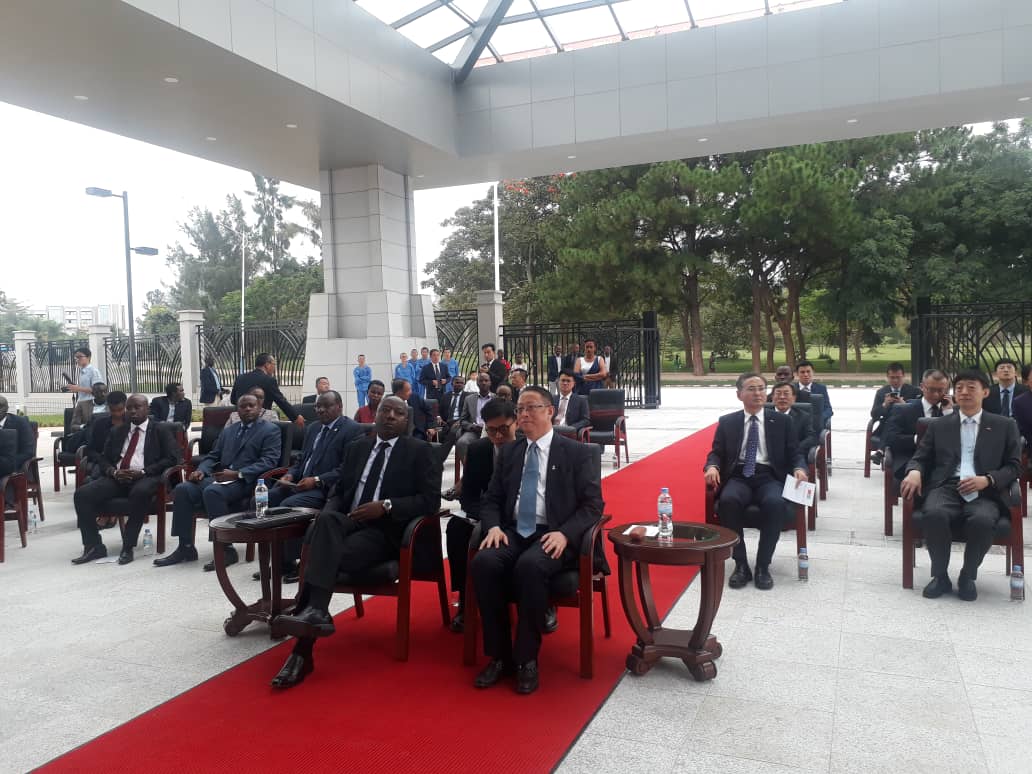 Visi perezida wa SENA y'Ubushinwa hamwe na Minisitiri w'Intebe w'u Rwanda n'abandi bayobozi 