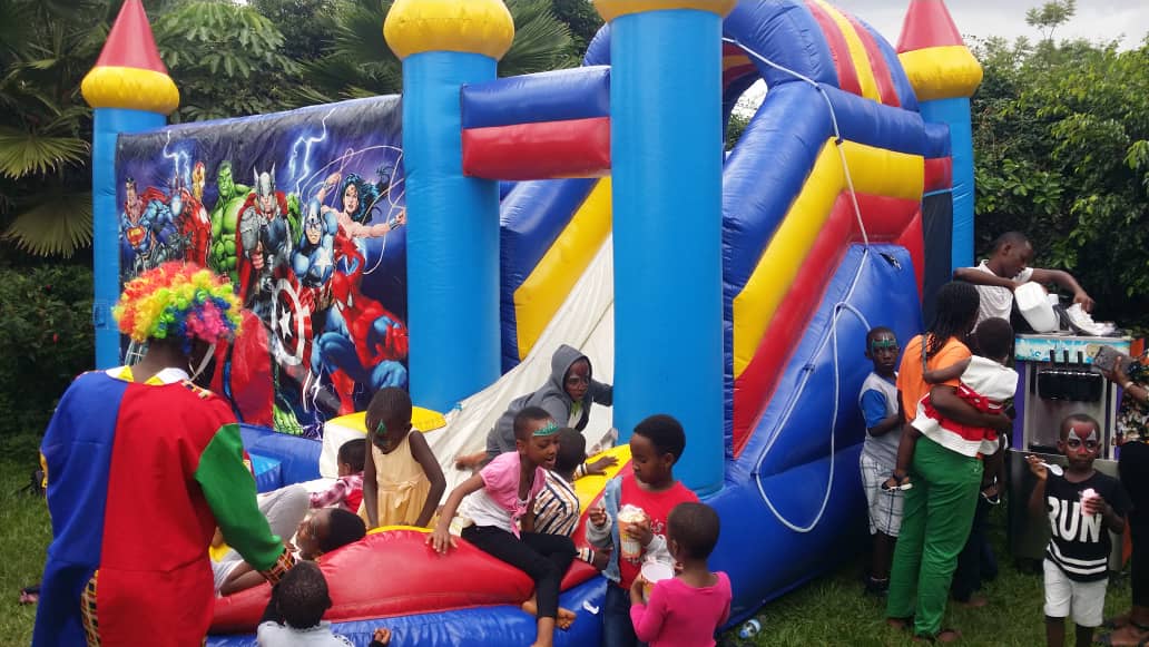 Ibikinisho abana bakunda byari byabateguriwe