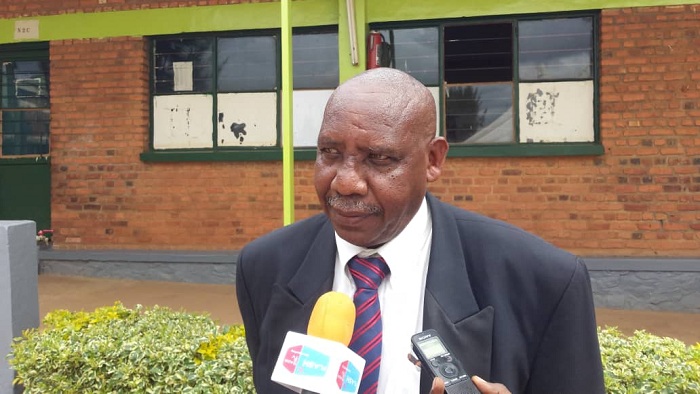 Kimenyi Alexis wanditse igitabo