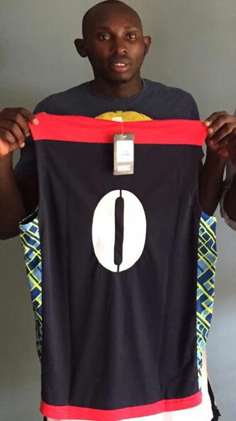 Yannick azajya yambara nimero 0