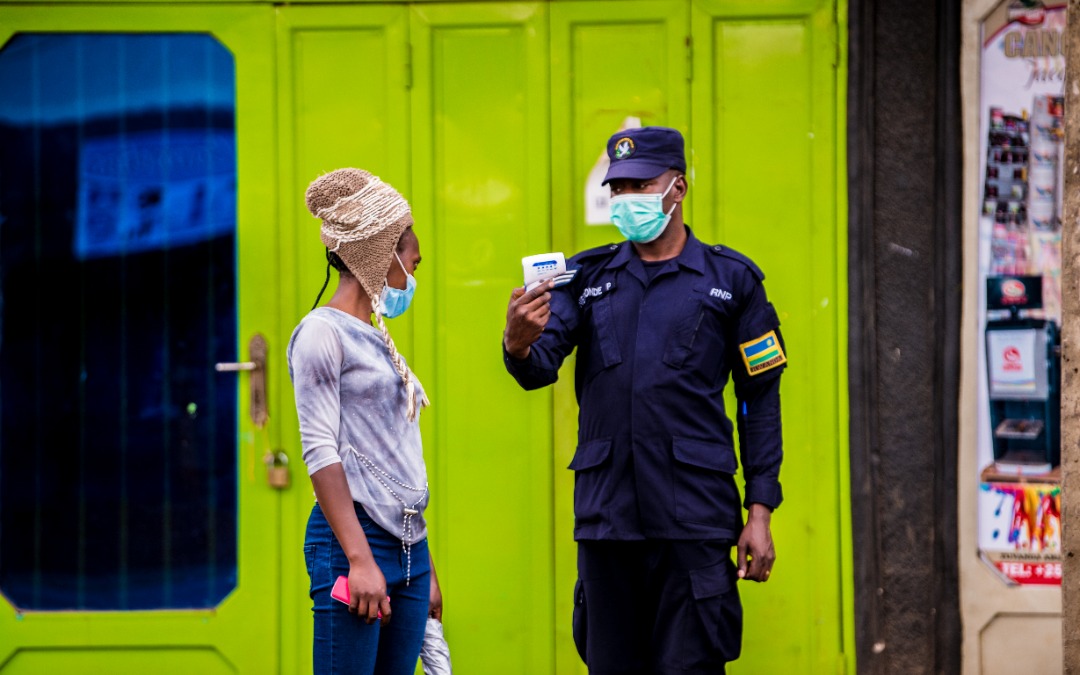 UYu basanze urugendo rwe ruri ngombwa bamupima Umuriro