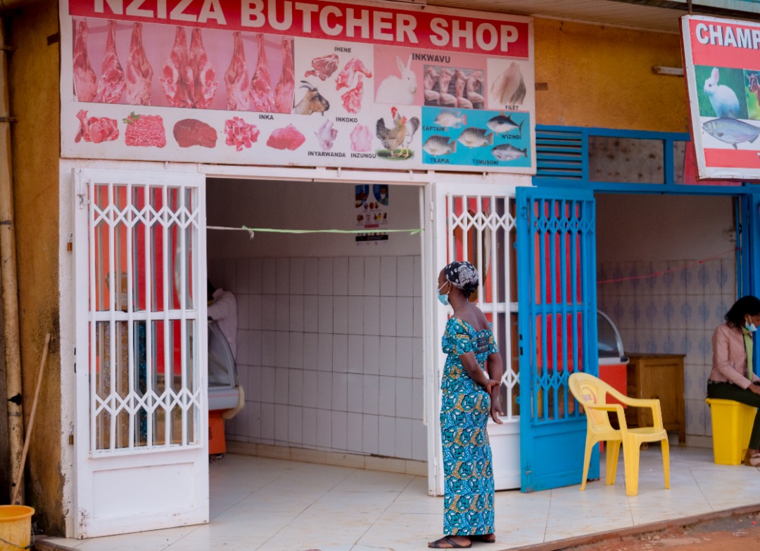 Akanyama karacyarya umwe kagasiba undi pe