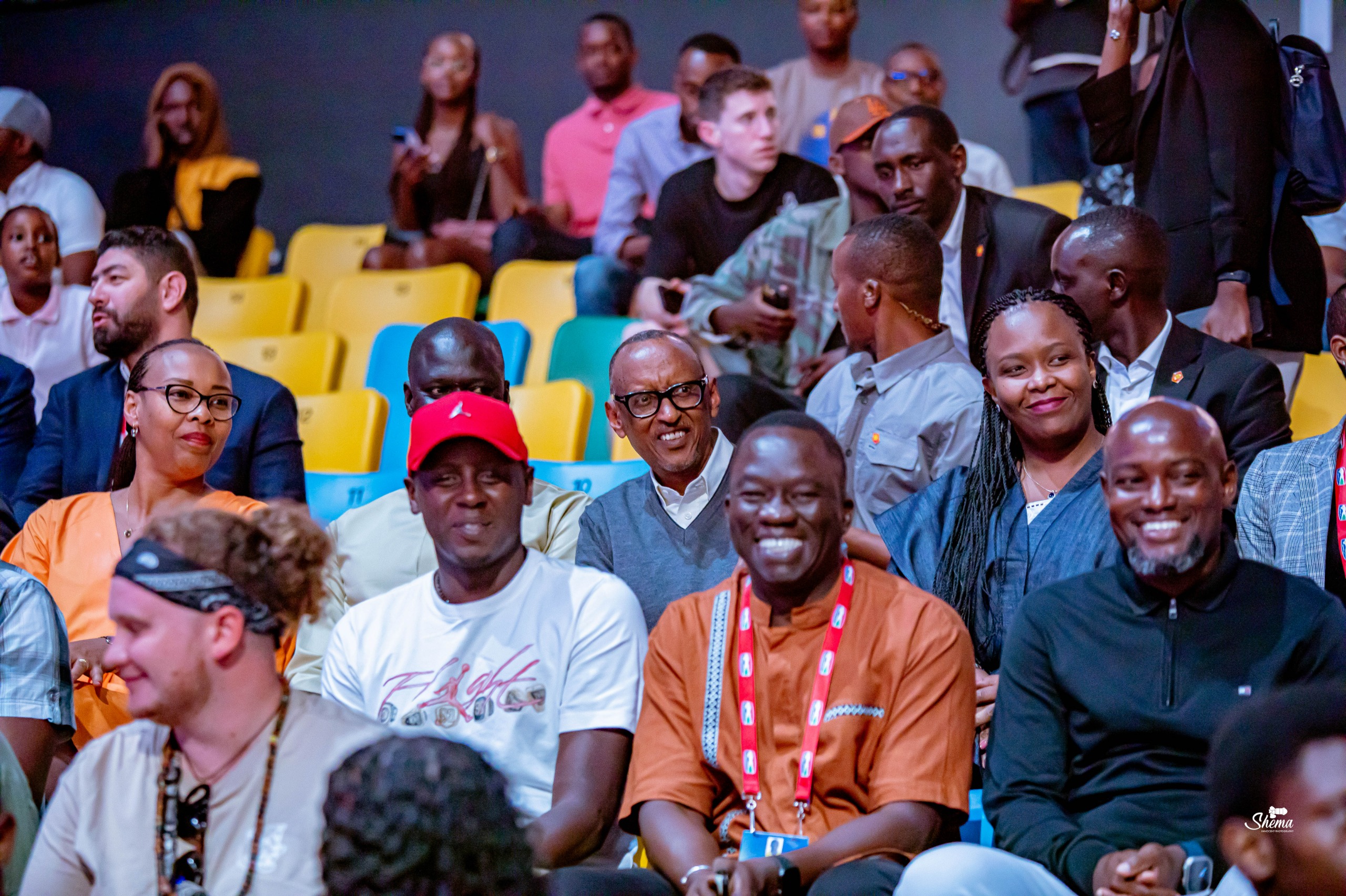 Perezida Paul Kagame ari mu bakurikiye iyi mikino ya nyuma ya BAL yatangiye gukinirwa i Kigali