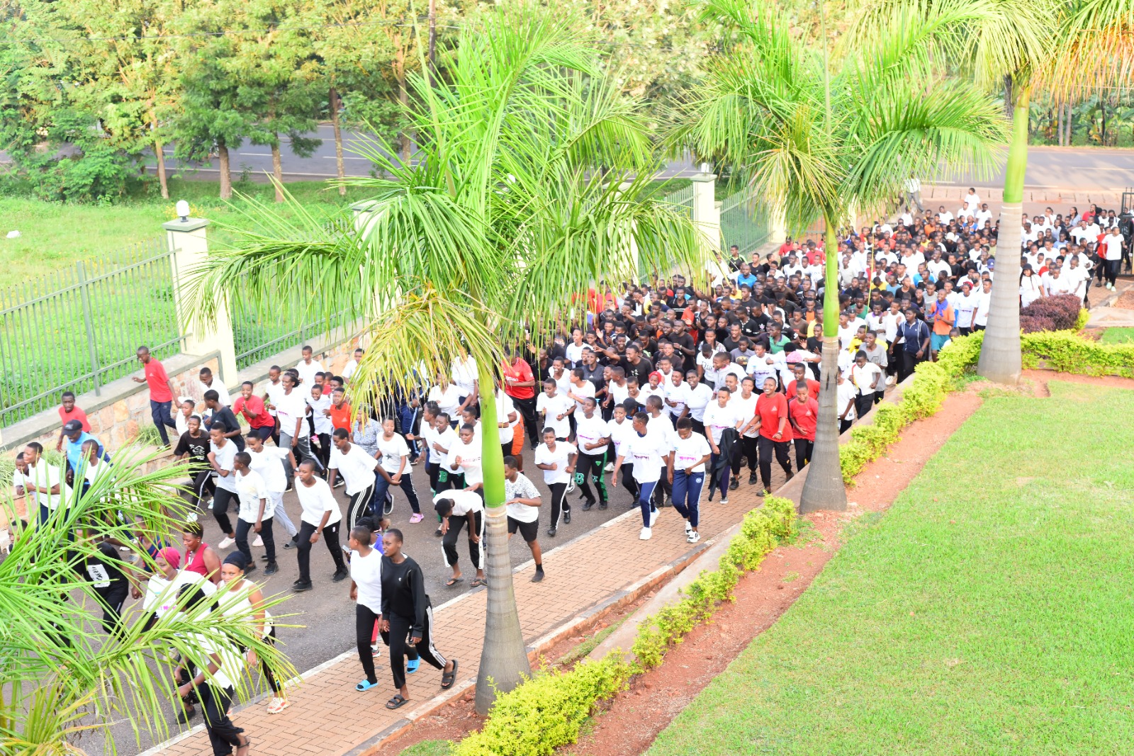 Mu Karere ka Gatsibo, Abagore bazindutse ku bwinshi bitabira siporo yabo idasanzwe