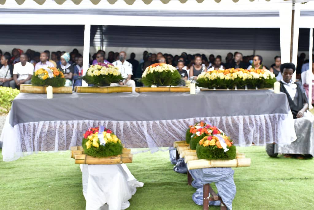 Imibiri 7 yashyinguwe mu cyubahiro mu Rwibutso rwa Jenoside yakorewe Abatutsi rwa Buranga, yabonetse mu Mirenge ya Busengo, Coko na Muhondo