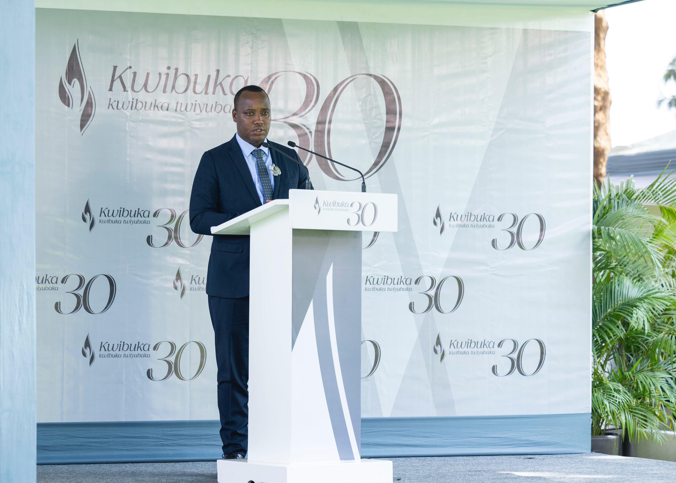 Kayigema avuga ko ukwezi kwa Mata kwarangiye bamaze gufata imbunda 13 z