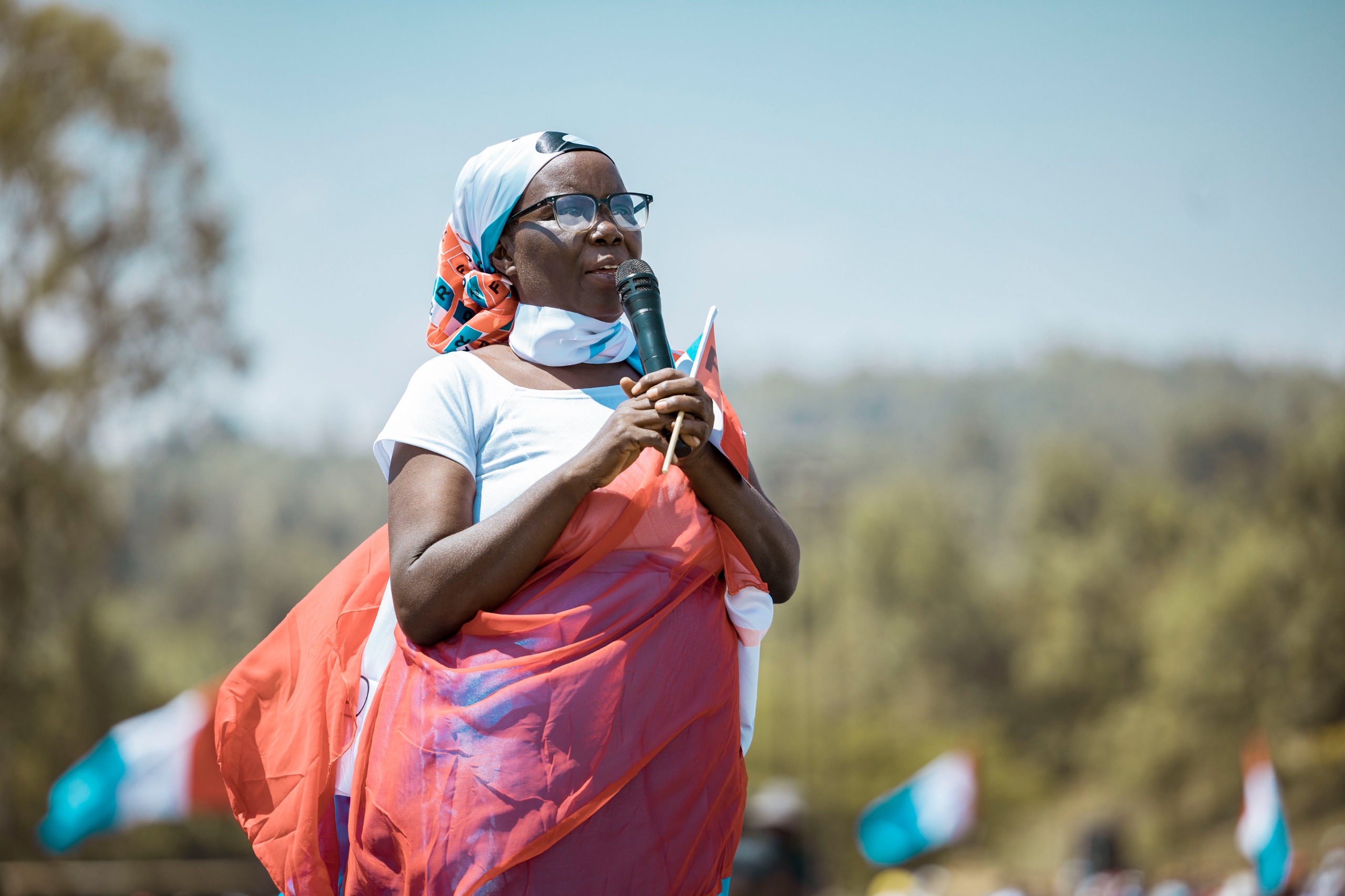 Constance avuga ko ubu ari nyina w