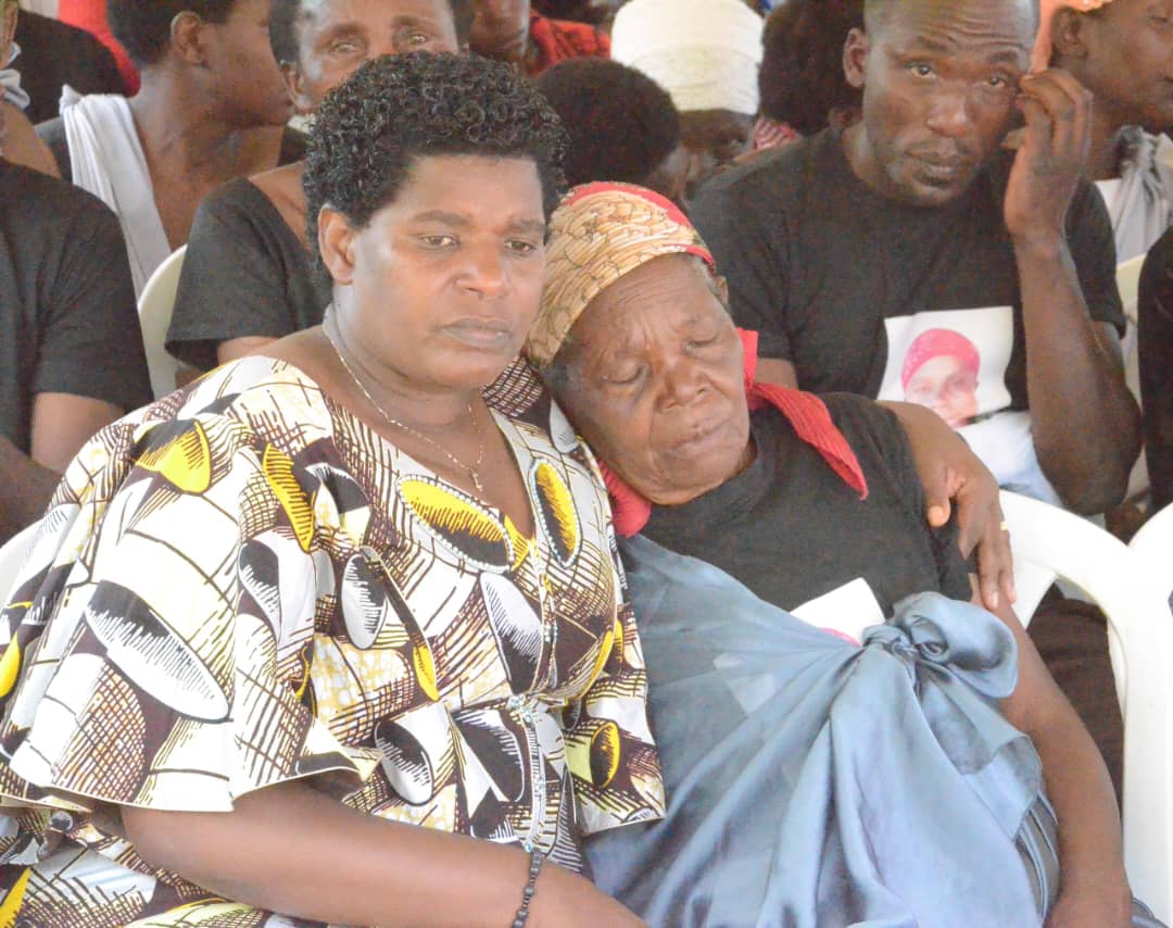 Umunyamabanga nshingwabikorwa w'Intara y'Iburengerazuba yihanganisha umunyeyi wa Nirere