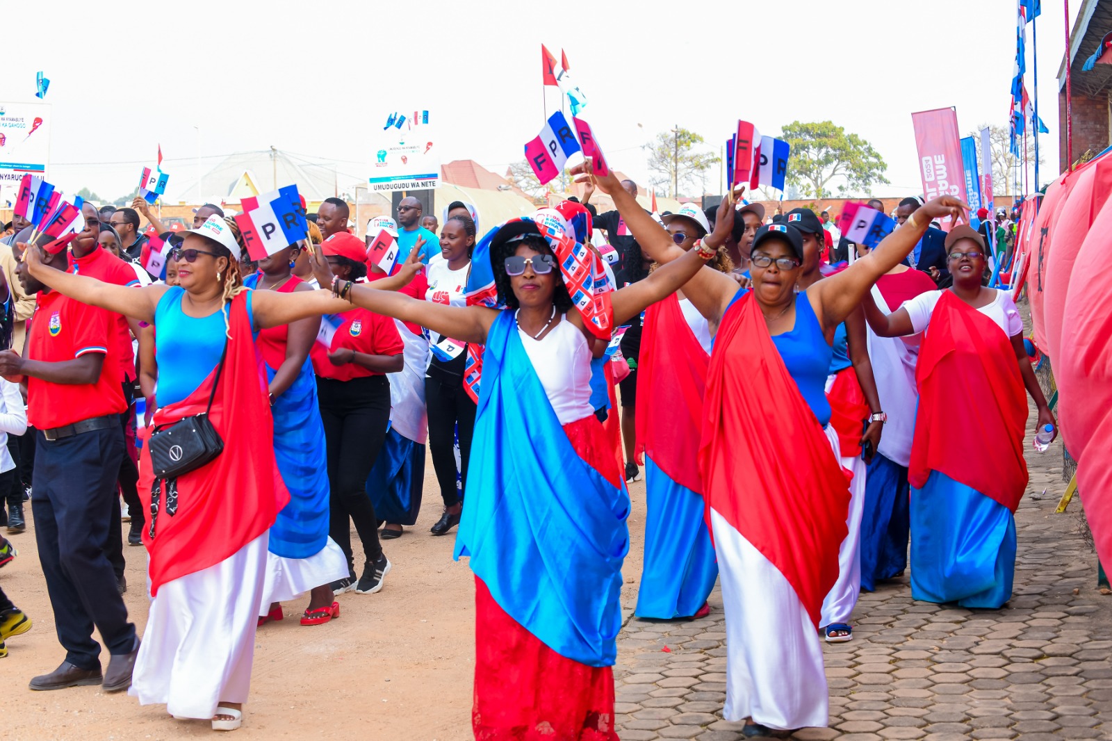 Aha ni Nyamabuye aho abagore bashimira Kagame wabakijije inkoni z