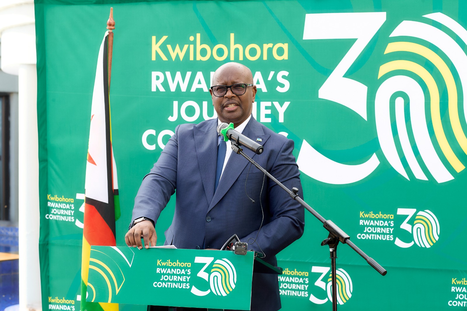 Ambasaderi w'u Rwanda muri Zimbabwe, James Musoni