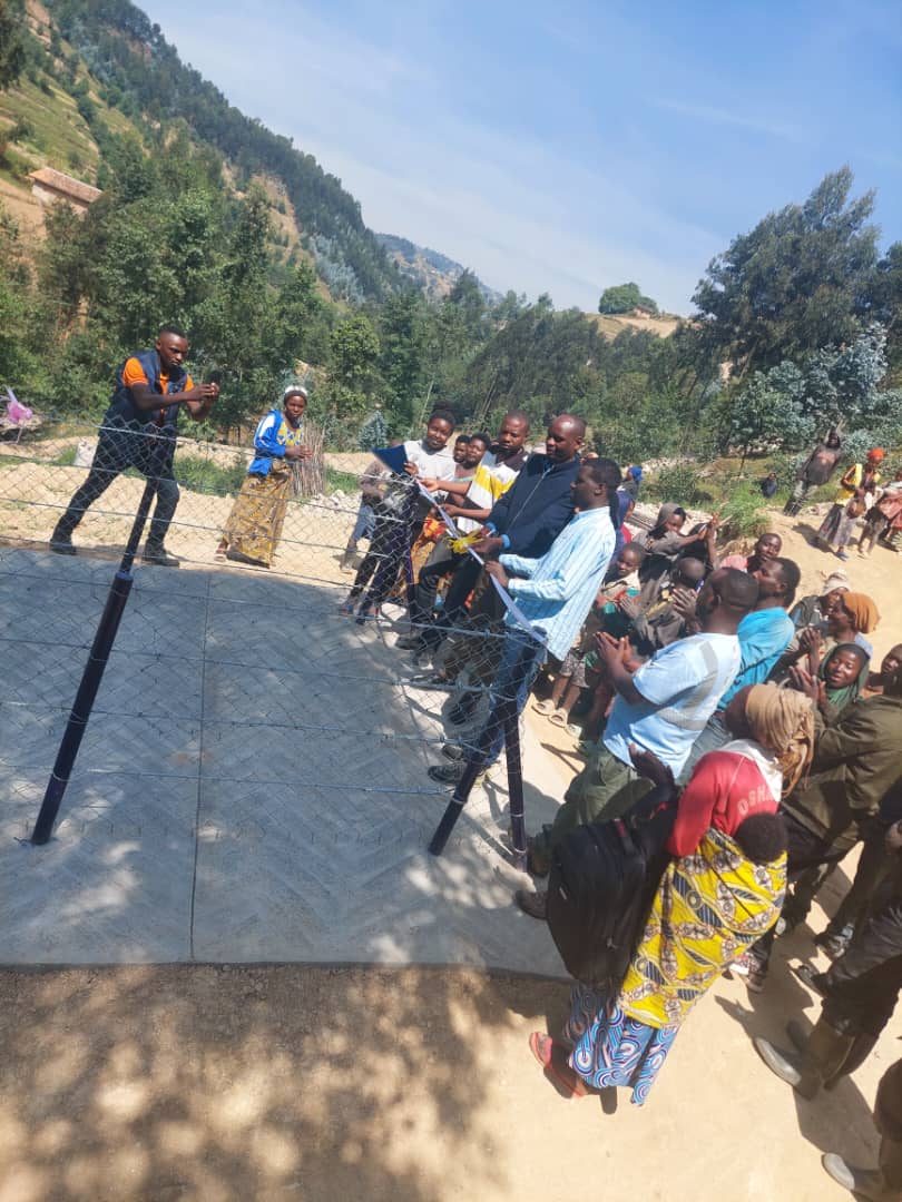 Bamurikiwe ikiraro cyo mu kirere bitezeho koroshya ubuhahirane