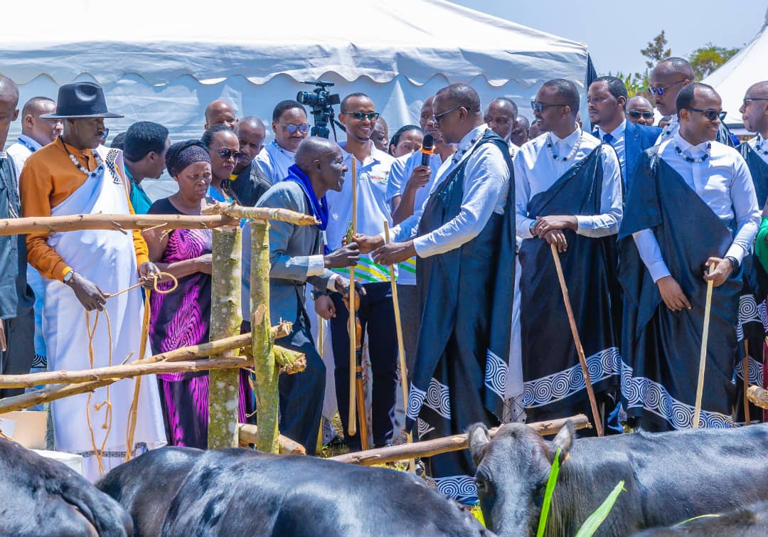 Muzehe Ntore wagabiwe Inka avuga ko kugarura umuganura byabagaruriye Ubunyarwanda 100%