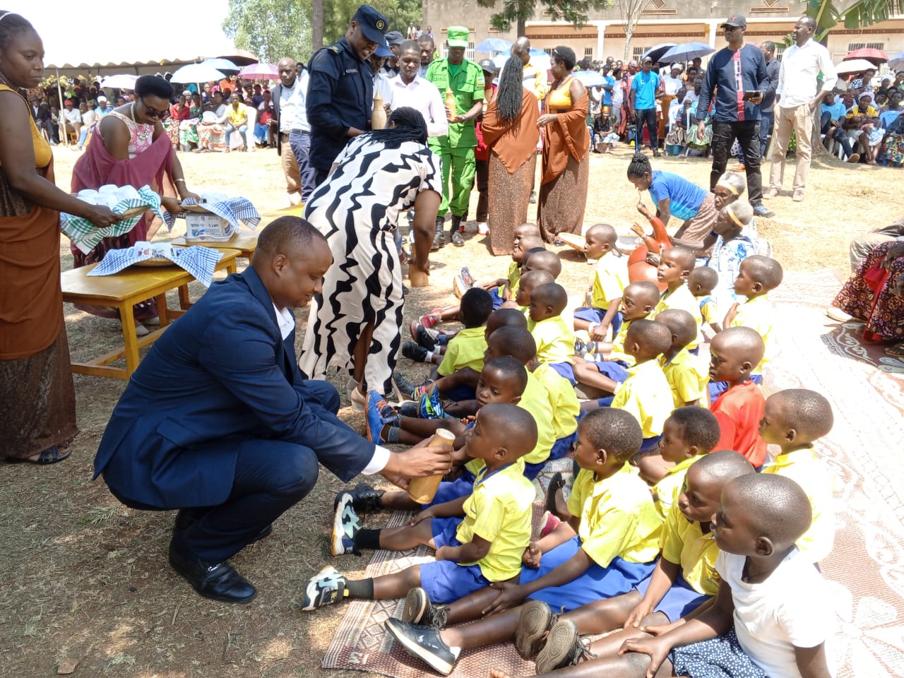 Abana babahaye amata