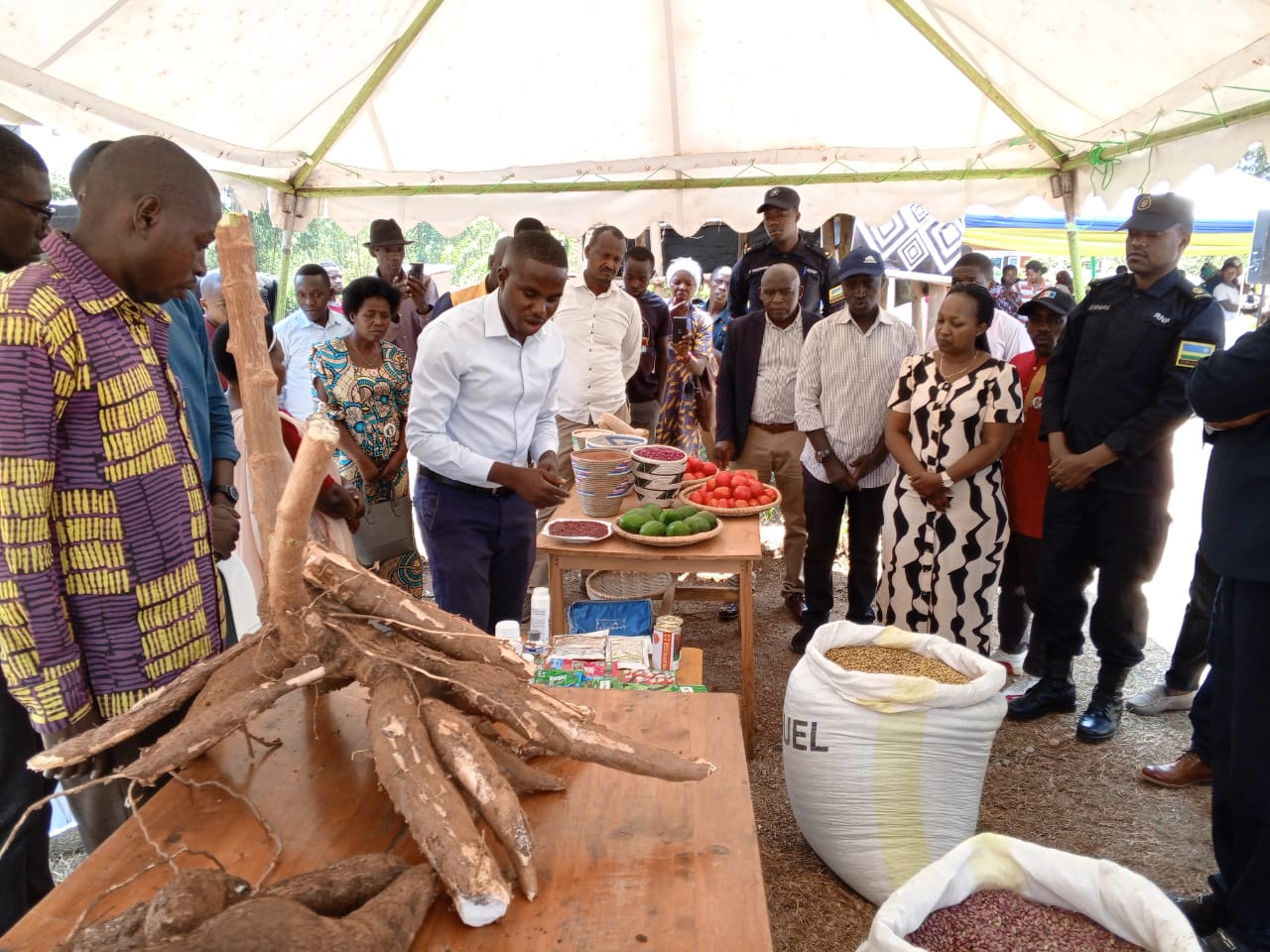 Banamuritse umusaruro w'ibyo bejeje