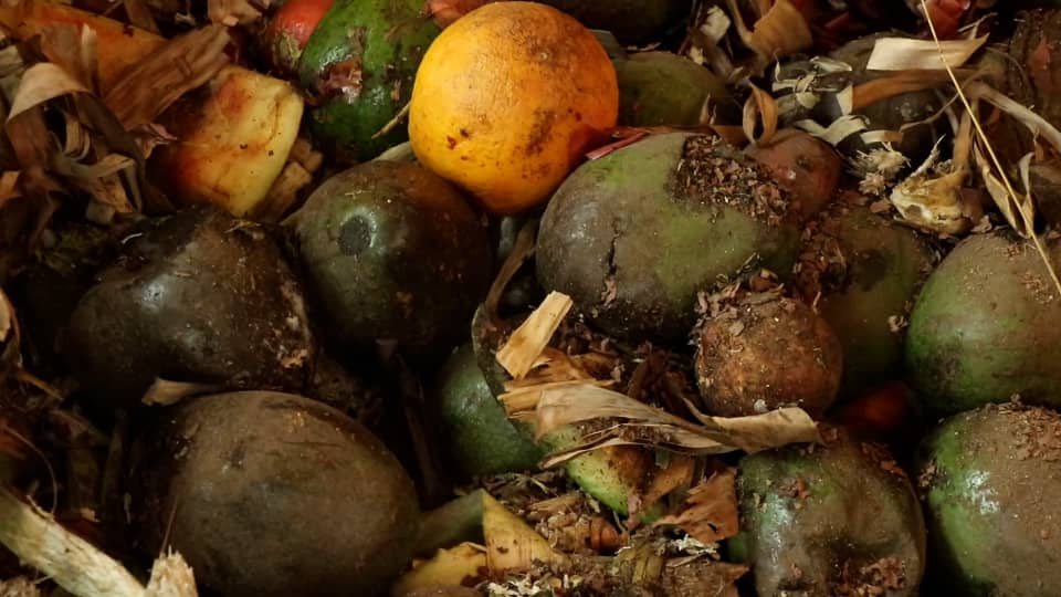 Ibicuruzwa byangirika kubera ko babimarana igihe byarabuze abaguzi