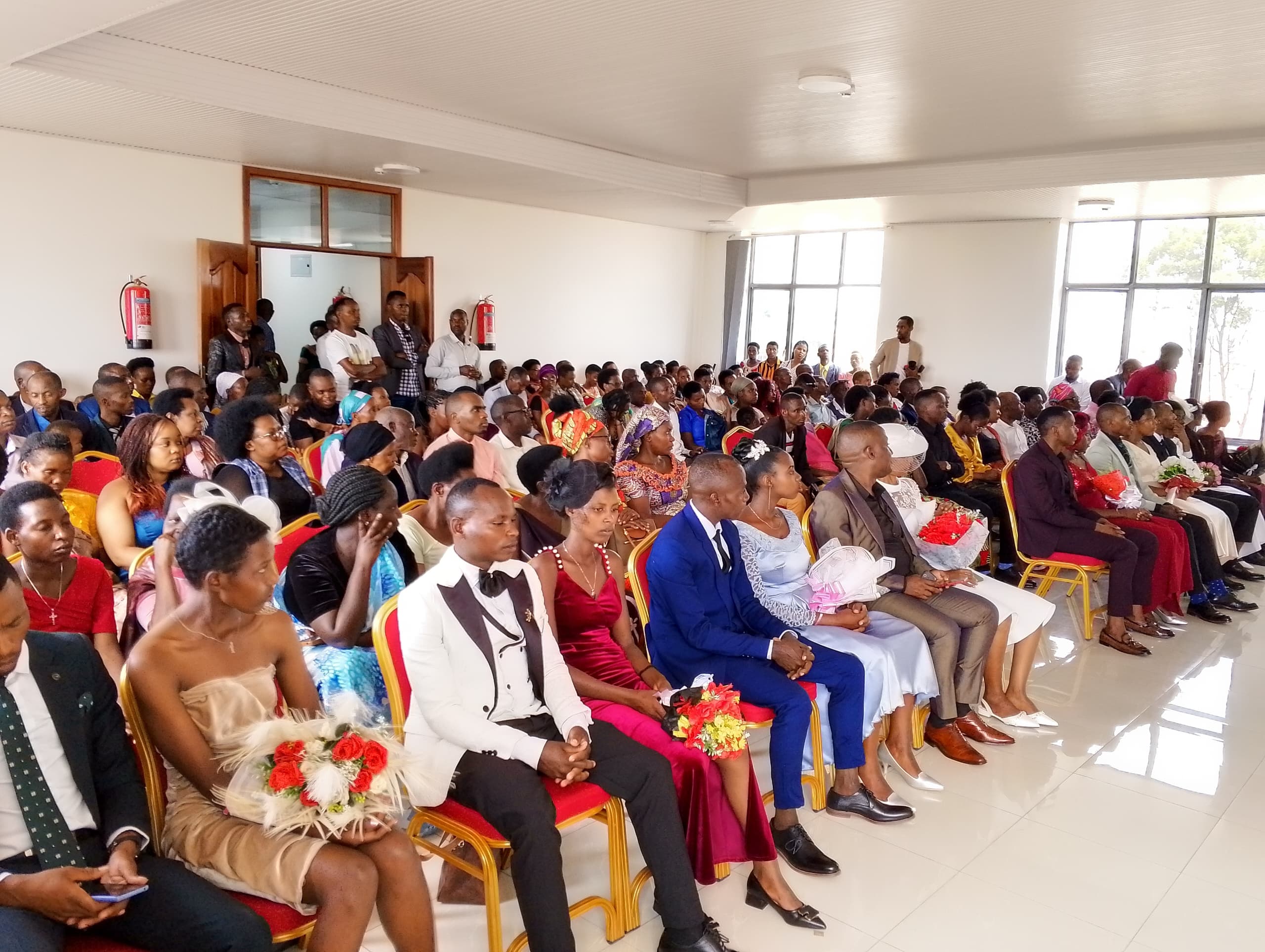 Abaje gusezerana imbere y'amategeko bizihiwe no gukorera ibirori mu Murenge ujyanye n'igihe