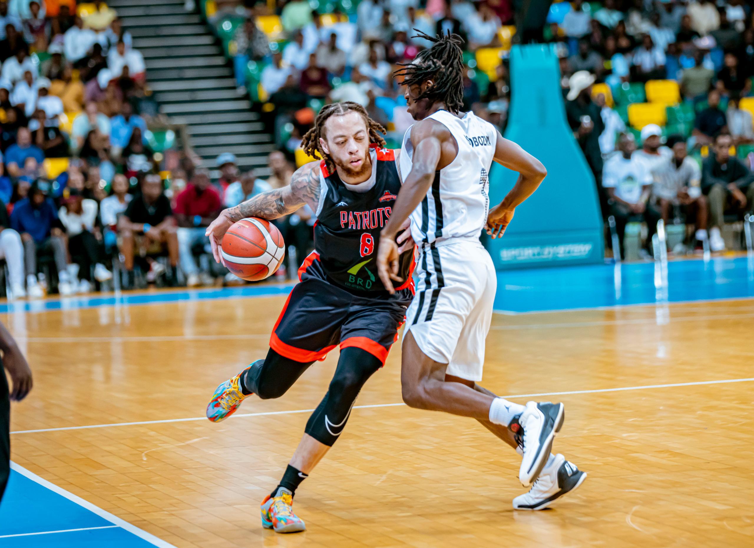 Stephaun Branch wa Patriots BBC ahanganye na Nshobozwabyosenumukiza wa APR