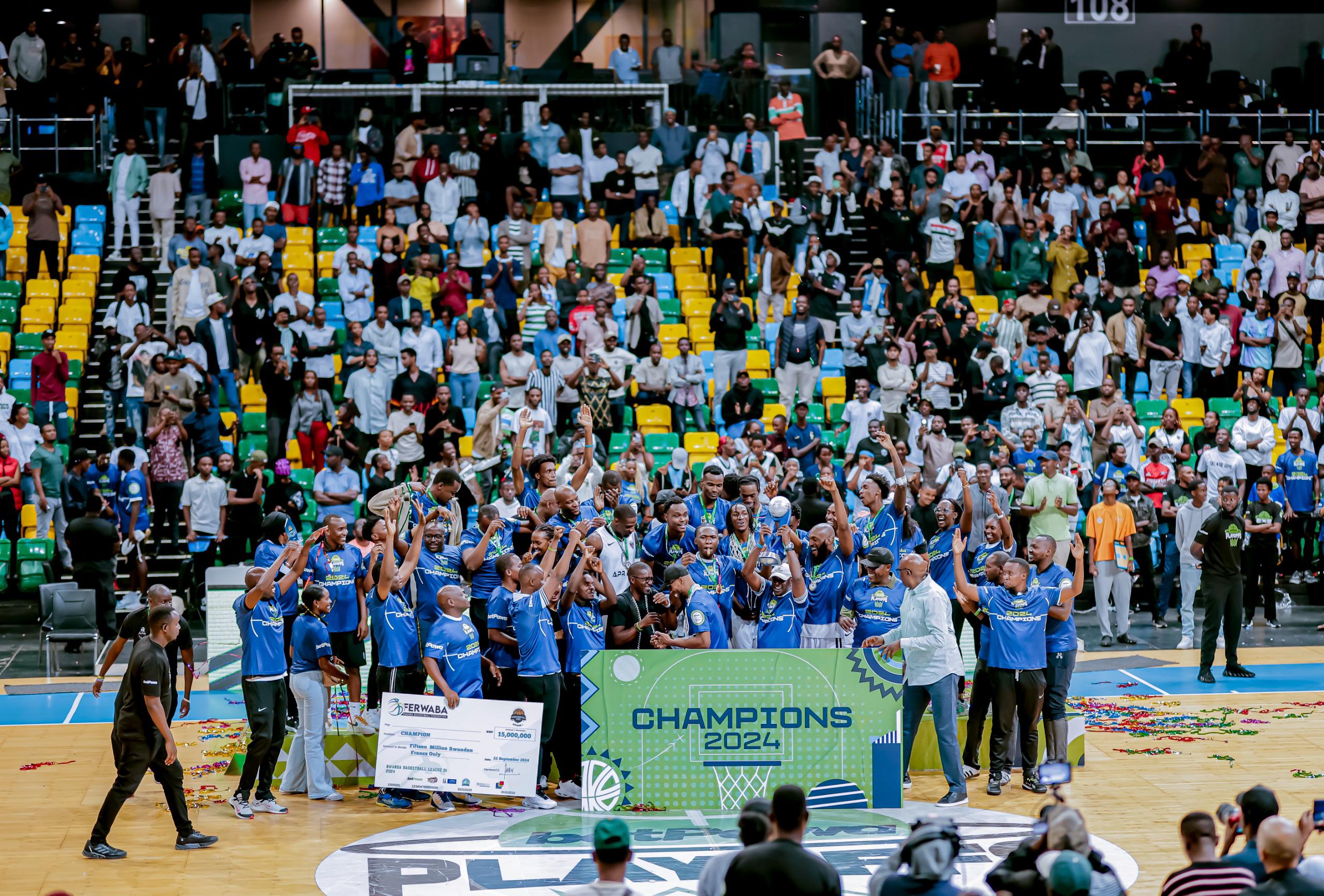 Ikipe ya APR BBC yegukanye igikombe cya shampiyona itsinze Patriots BBC