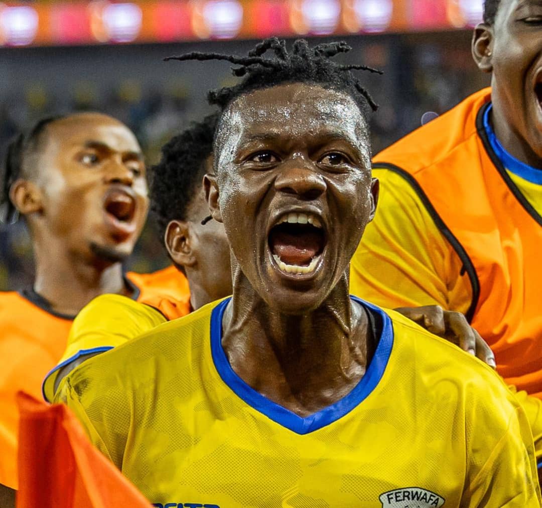 Imanishimwe Emmanuel Mangwende ari mu bakinnyi bagaragaje imbaraga n'ubwitange muri uyu mukino