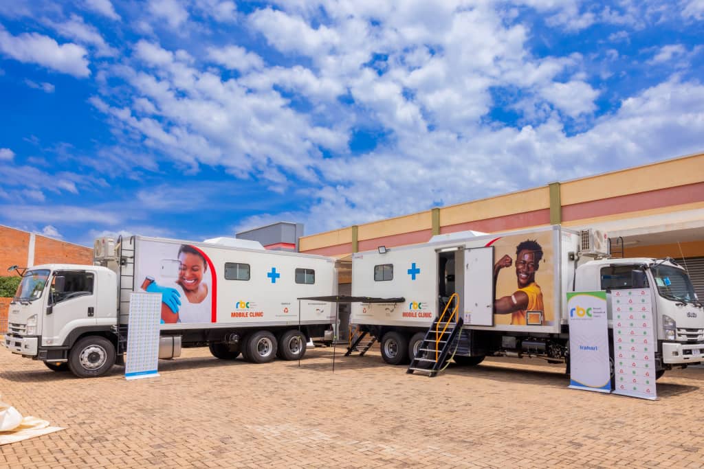 Amavuriro abiri agendanwa (mobile clinics)