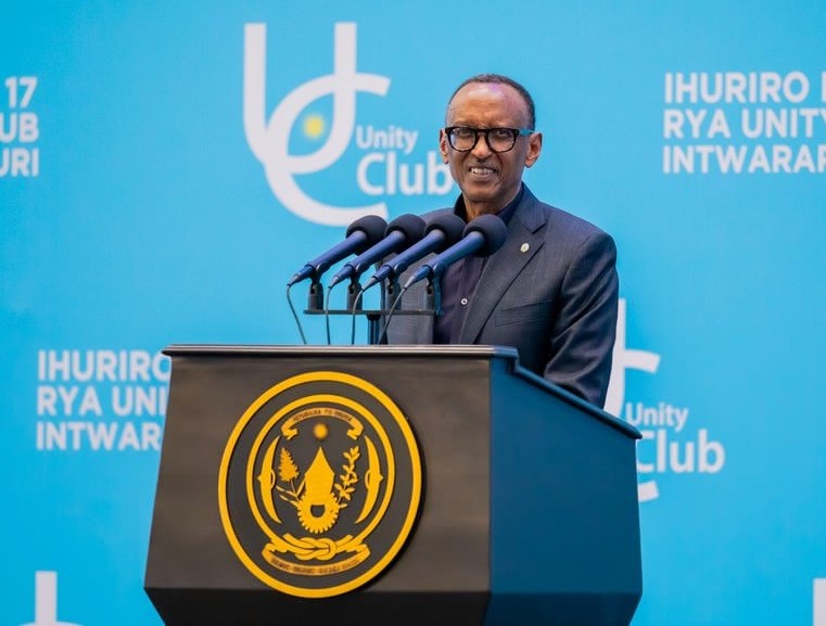 Perezida Kagame yavuze ko Abanyarwanda babyemera batabyemera, amateka yabo akubiyemo icyo bari cyo
