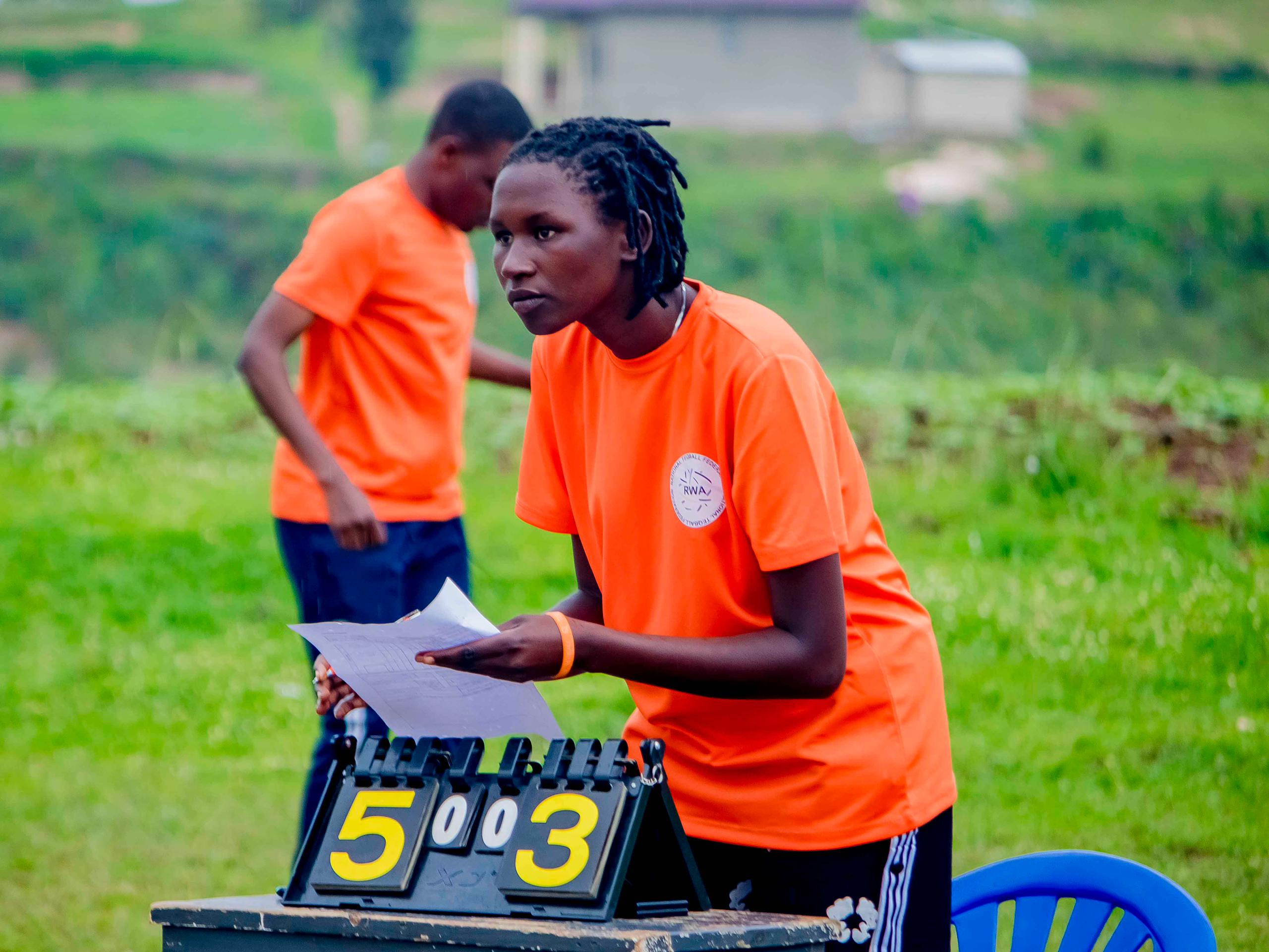 Abasifuzi bari mu bahawe amahugurwa y'uyu mukino utamenyerewe mu Rwanda