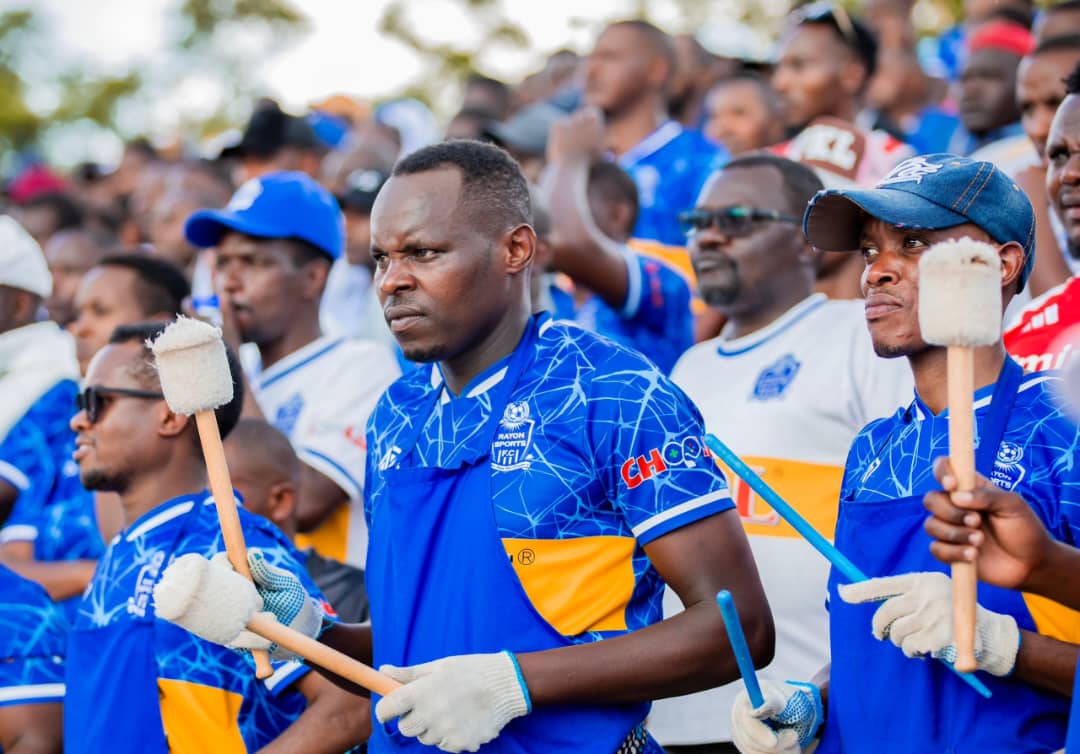 Abafana bari bitabiriye gushyigikira ikipe yabo