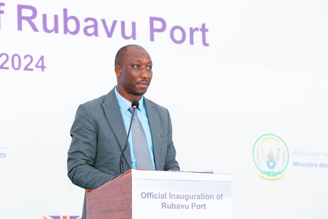 Minisitiri Dr Jimmy Gasore yagaragaje ko iki cyambu kizagabanya ikiguzi cy'ubwikorezi