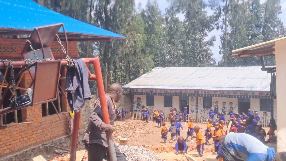 Ishuri ry'inshuke Mupenzi yashinze