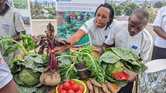 Imboga iyo zitinze kubona umuguzi zirangirika