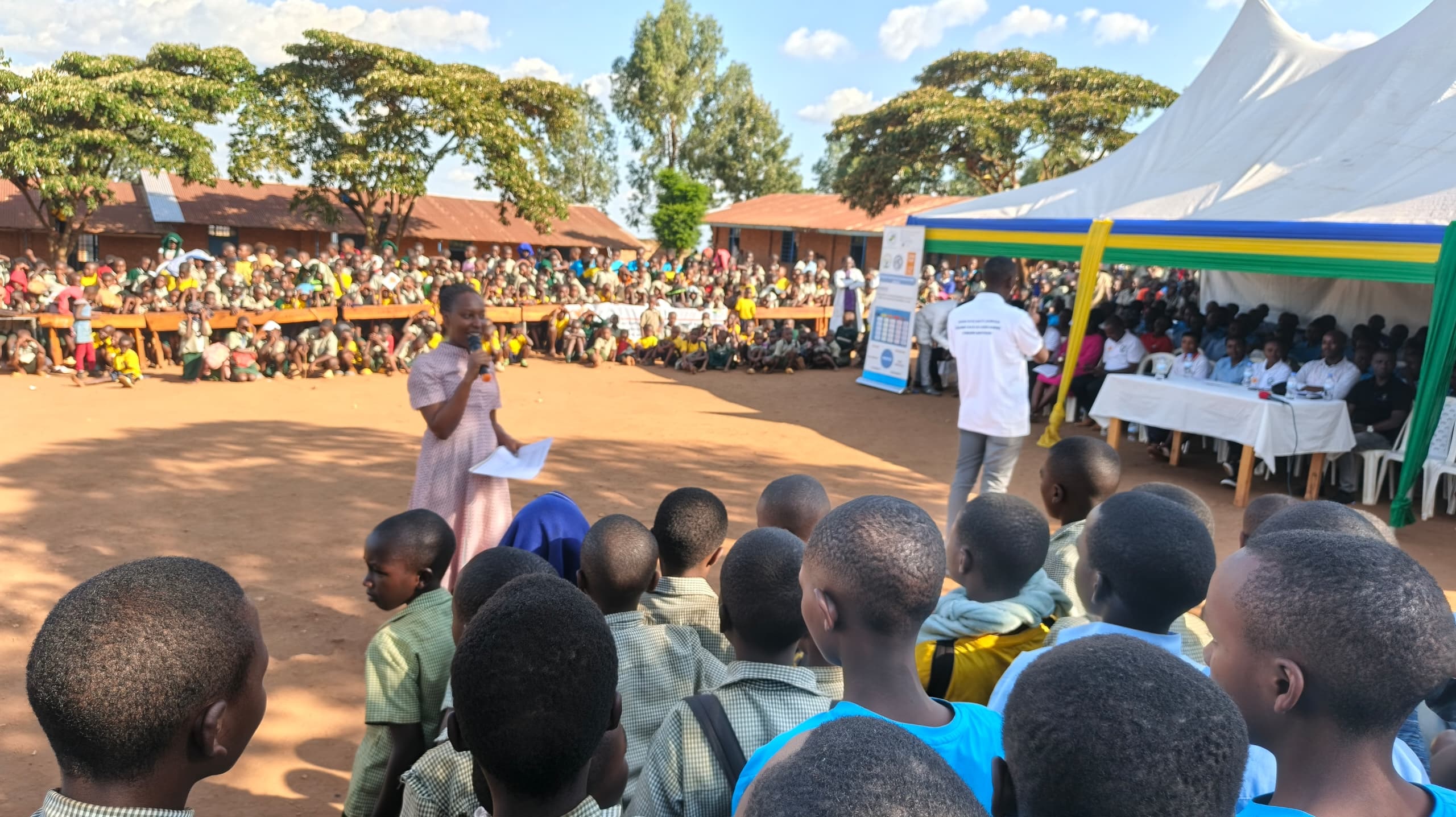 Kwizera Clementine asaba buri muntu wese kugaragaza uruhare rwe mu gushyigikira imibereho myiza y'abantu bafite ubumuga