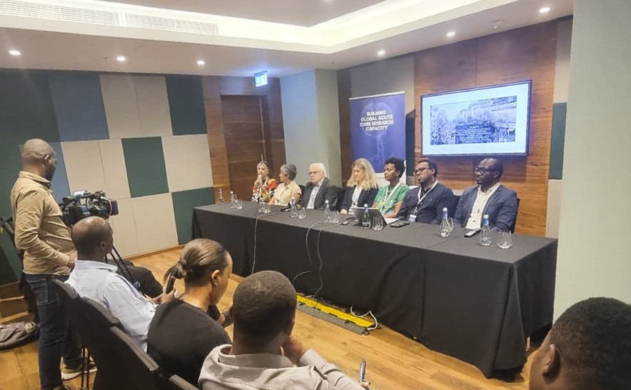 Bamwe mu baganga bitabiriye iyi nama mu kiganiro n