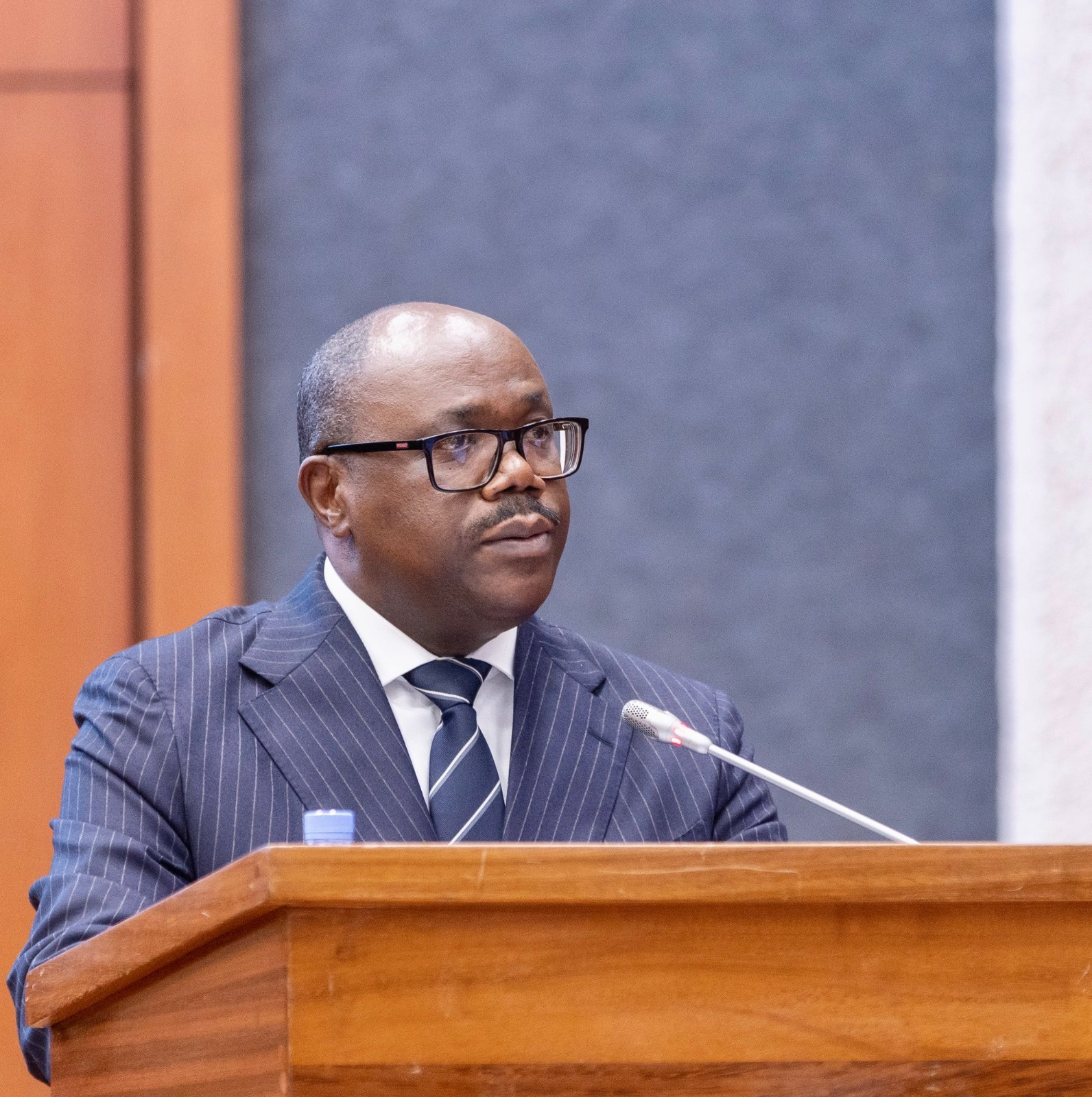 Minisitiri w'Intebe, Dr Justin Nsengiyumva, asanga umuganga ubonye amahirwe yo kwiga no gukora mu mahanga adakwiye kuyabuzwa