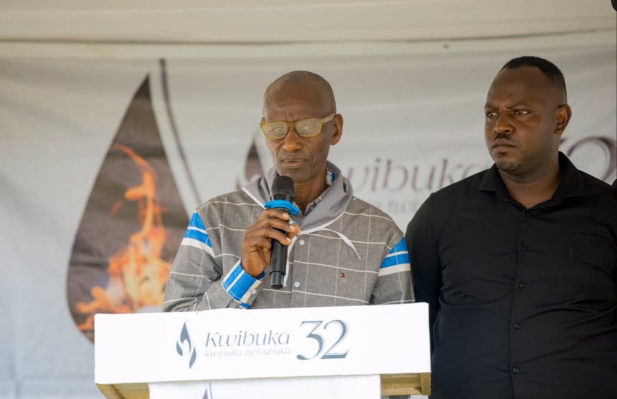 Bizimungu Pierre Célestin (ufite indangururamajwi) yatanze ubuhamya bugaruka ku byabereye muri uru rufunzo