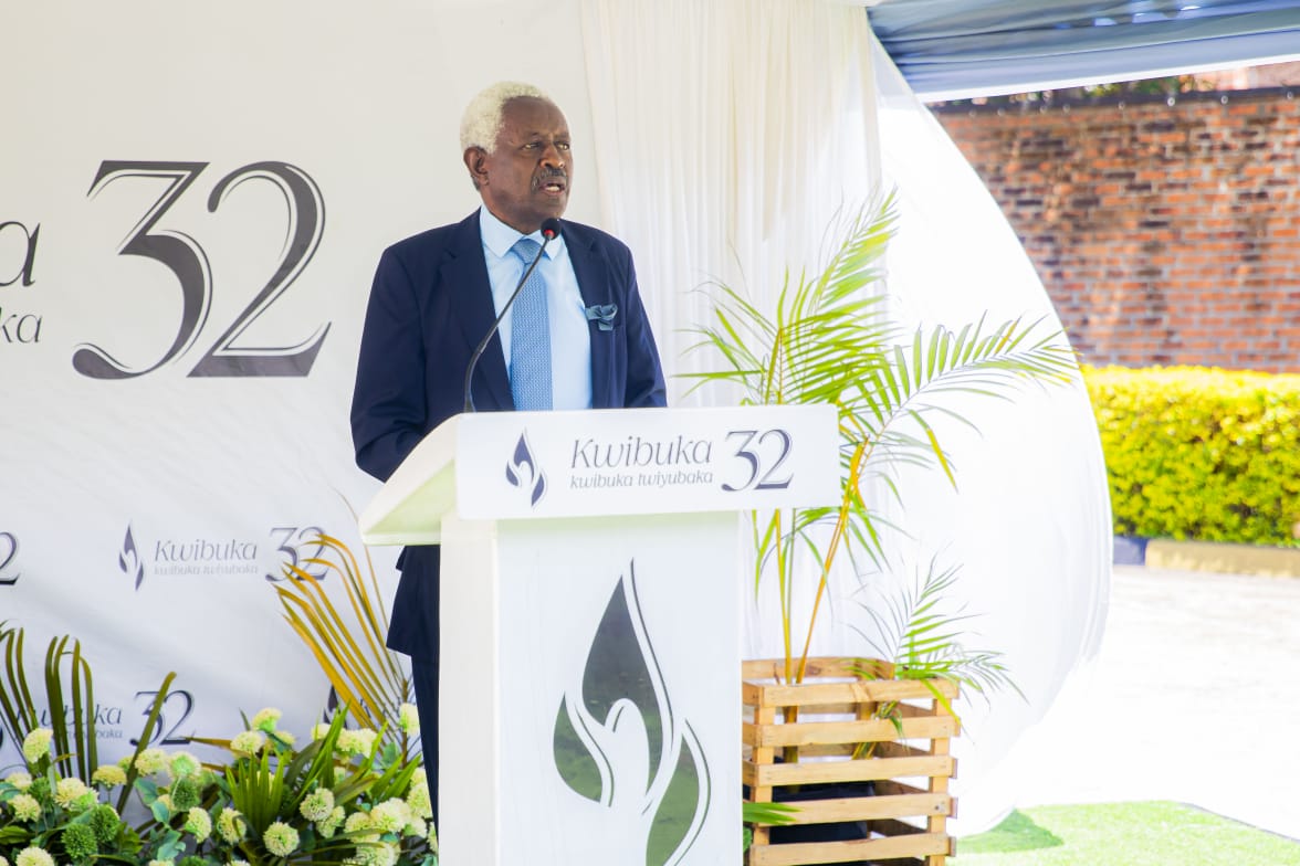 Stanislas Simugomwa wari yari ahagarariye imiryango y'ababuze ababo bakoraga muri OPHAR