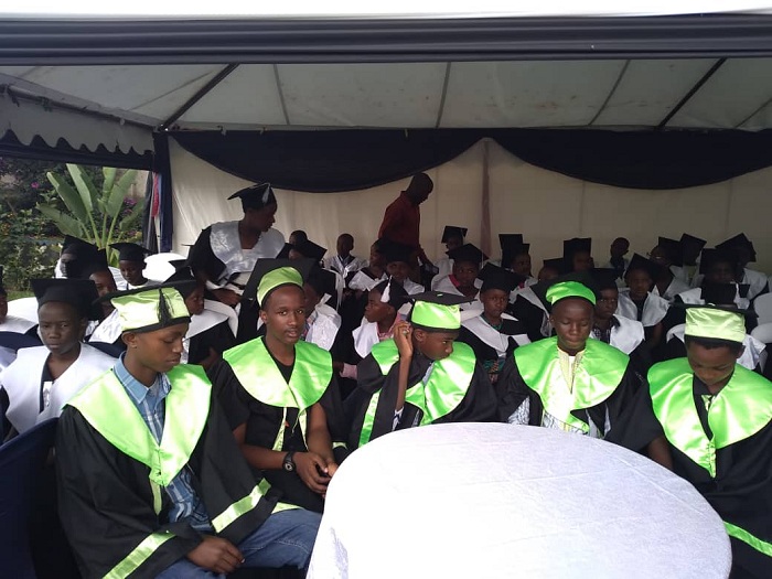 Akanyamuneza ku bana bashoje amasomo mu byiciro binyuranye muri Wisdom School