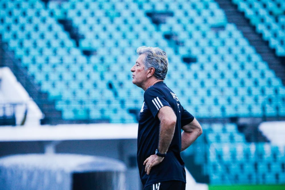 Robertinho arifuzwa n'amakipe yo muri aka karere