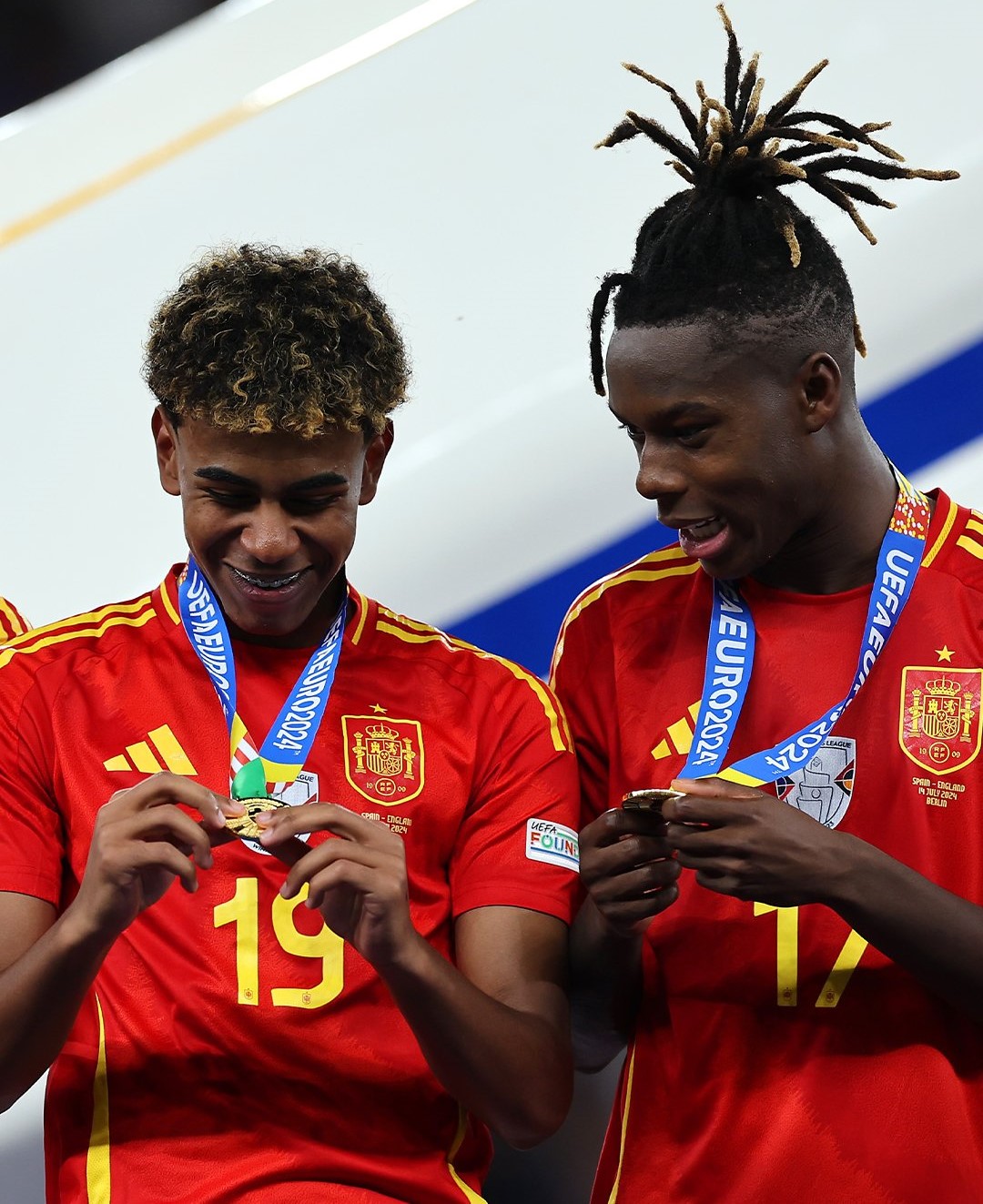 Yamal na Williams bishimira imidari bambitswe nyuma yo gufasha Espagne kwegukana EURO 2024