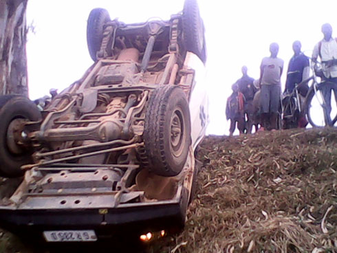 Yatangiriwe n'igiti kinini kirayangiza.