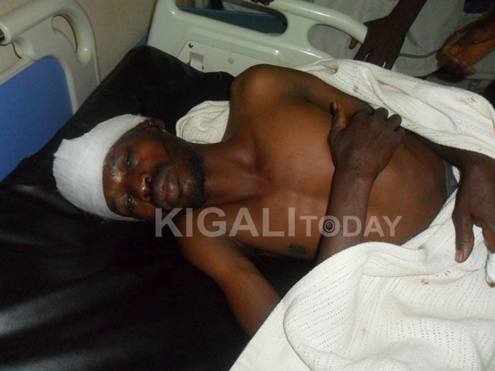 Umugore yamutemye mu mutwe, mu mbavu, mu mugongo no mu mavi.