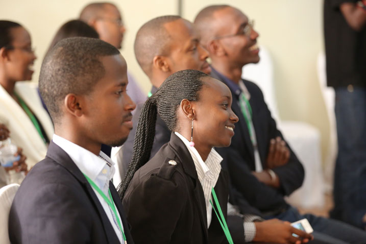 Bamwe mu bayobozi bakiri bato bumva impanuro mu kubiba ubudashyikirwa mu bayobozi bakiri bato.