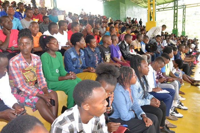 Uru rubyiruko rwahawe umukoro wo kuzana bagenzi babo bagafatanya kubaka Igihugu