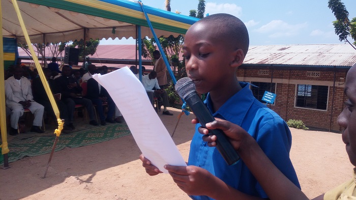 Yvette Umutoni ati 'Bangavu, kujya mu mihango si uburwayi'