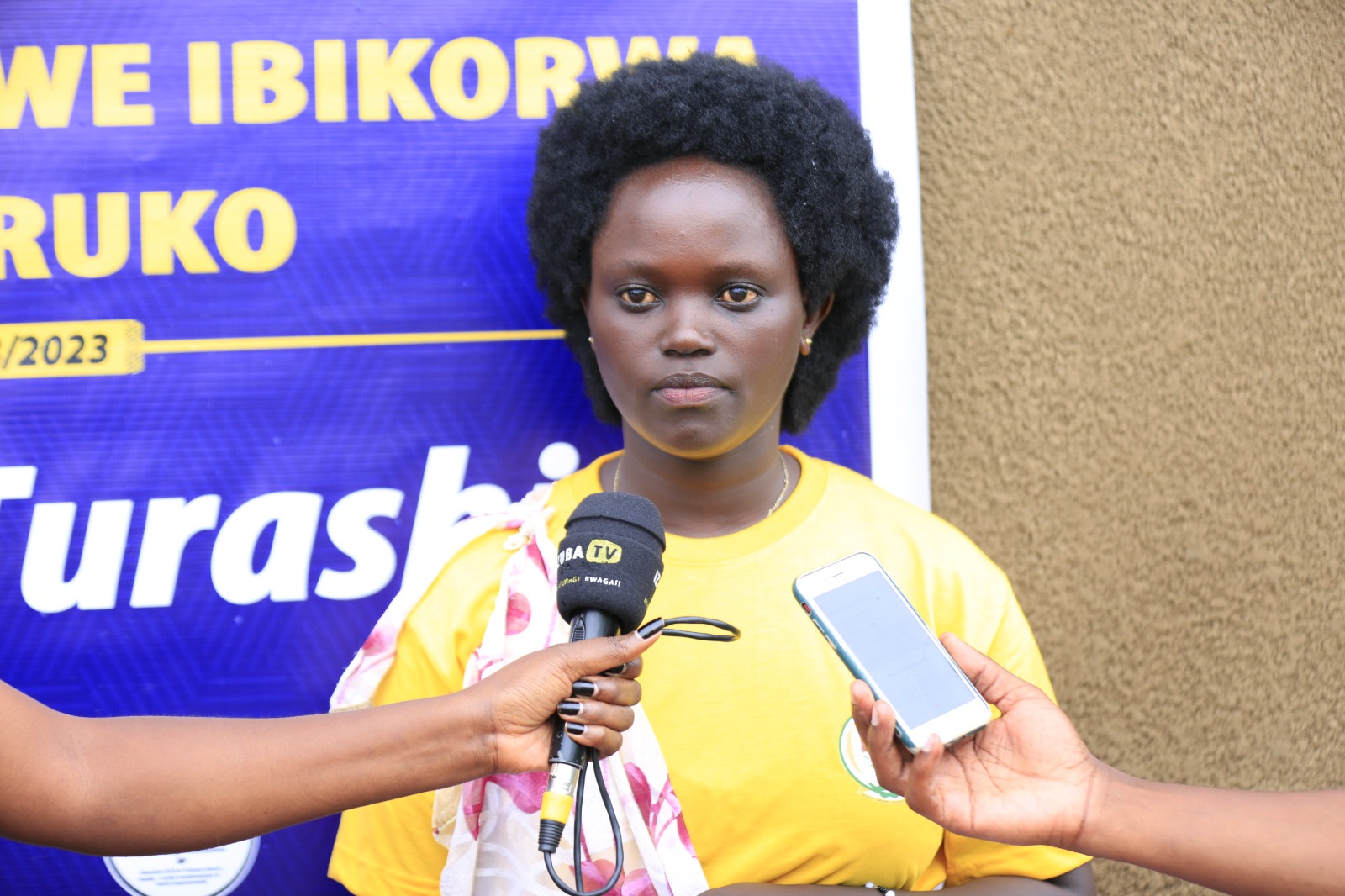 Zahara Mujawamariya avuga ko yari abayeho mu buryo bugoye ariko kuba yahawe inzu bigiye kumufasha we n'abana be babiri