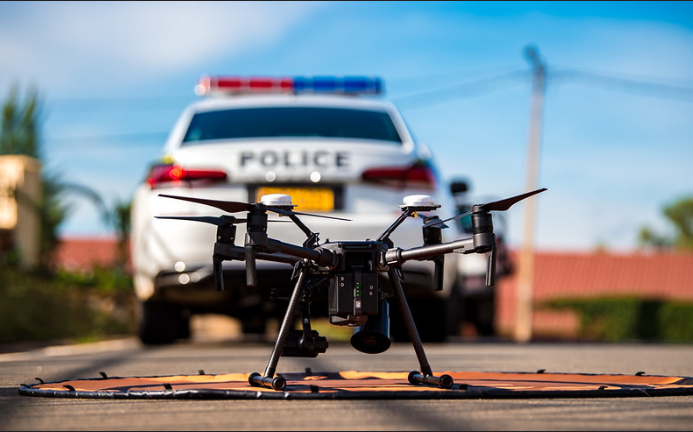 Police yanifashishije utudege tudafite aba Pilote mu bukangurambaga bwo kwirinda ikwirakwizwa rya Coronavirus