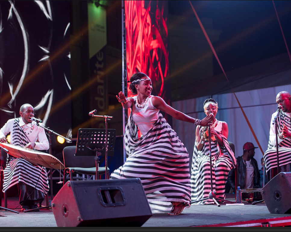 Icakanzu Francoise Contante afite ubuhanga bwatuma akora igitaramo wenyine