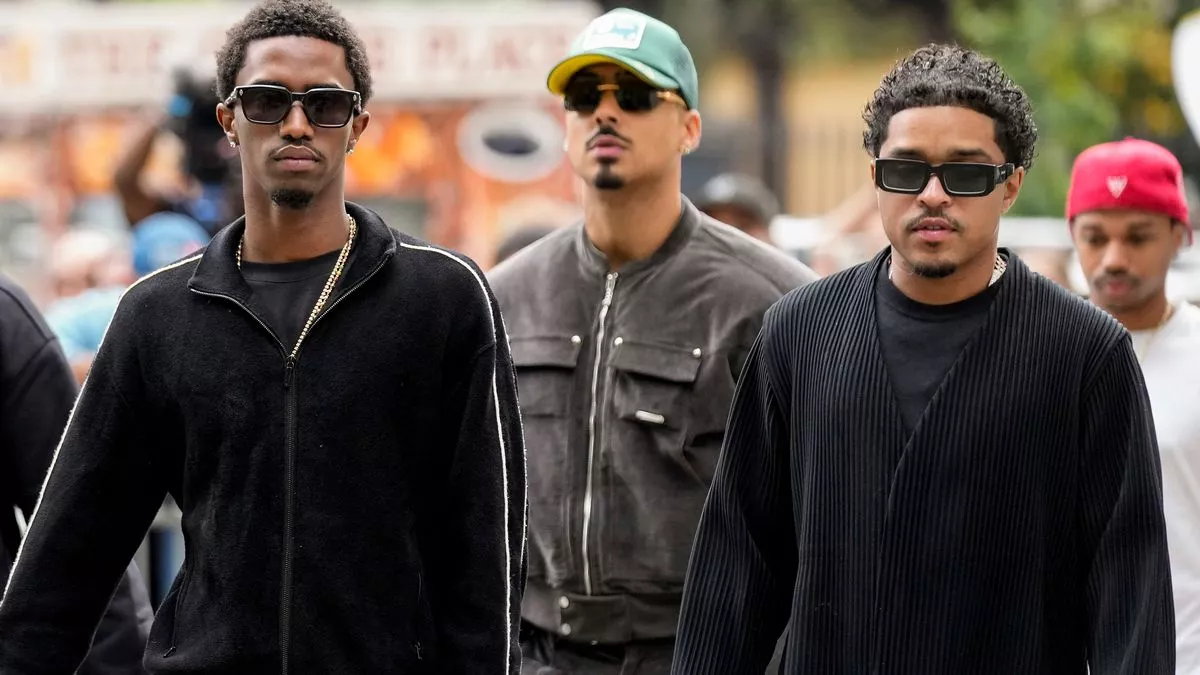 Abahungu batatu ba P. Diddy bari baje kumushyigikira